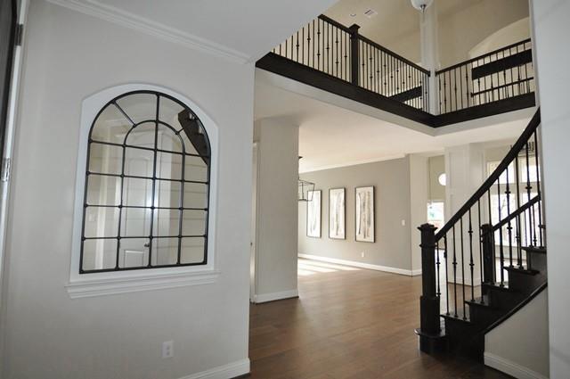 Building Photo - 513 Basilica Ln