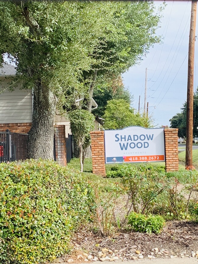 Building Photo - Shadow Wood Apartments