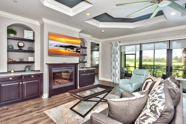 Building Photo - Esplanade Golf and Country Club - 2bdrom coach home with GOLF MEMBERSHIP!!