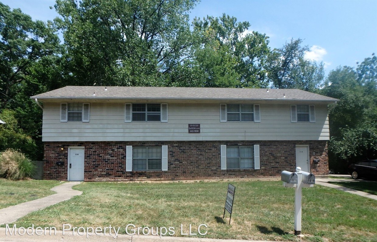 Primary Photo - 1016-1018-1018 Colby Dr