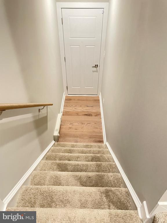 Foto del edificio - 42589 Burbank Terrace