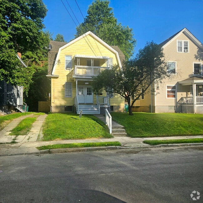 Building Photo - 4209 34th Ave