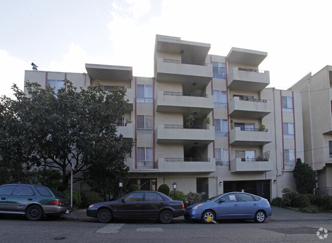 Foto del edificio - 320 Park View Ter