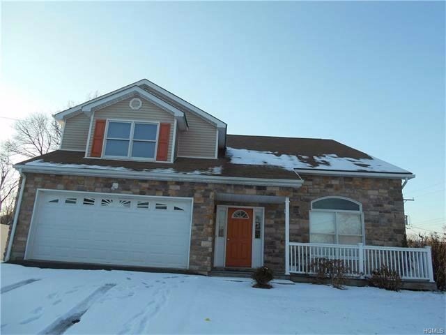 Primary Photo - 1 Lewis Dr