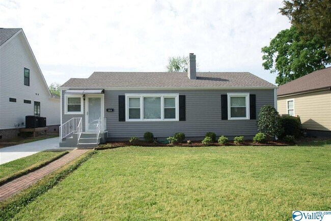 Foto del edificio - 1514 Hermitage Ave SE