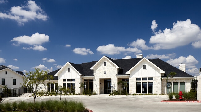 Building Photo - Emerson at Wells Branch