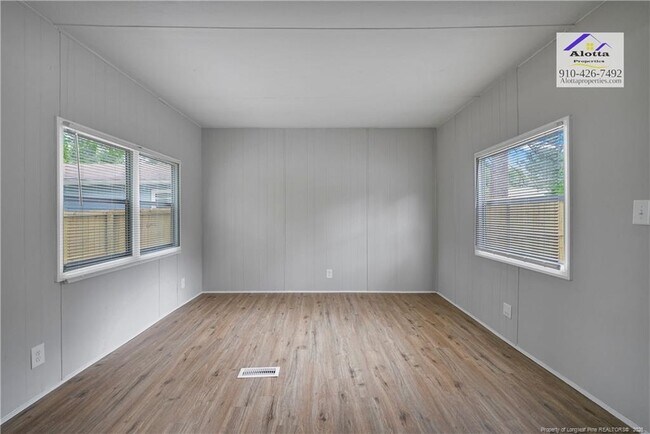 Building Photo - 4404 Piedmont Ave