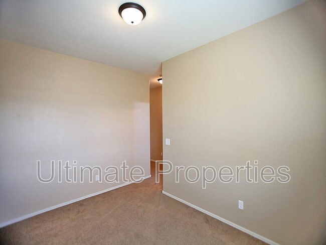 Foto del edificio - 4919 S 245th Dr