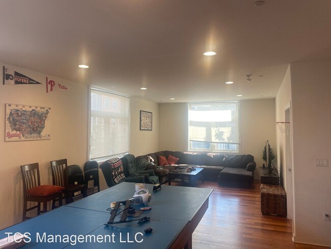 Building Photo - 4 br, 2 bath House - 1829 Vineyard St #1