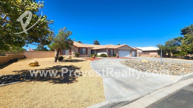Foto del edificio - 20322 Skyline Ranch Dr