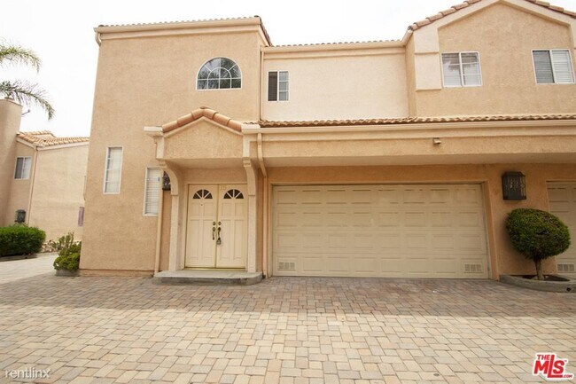 Foto del edificio - 5200 White Oak Ave