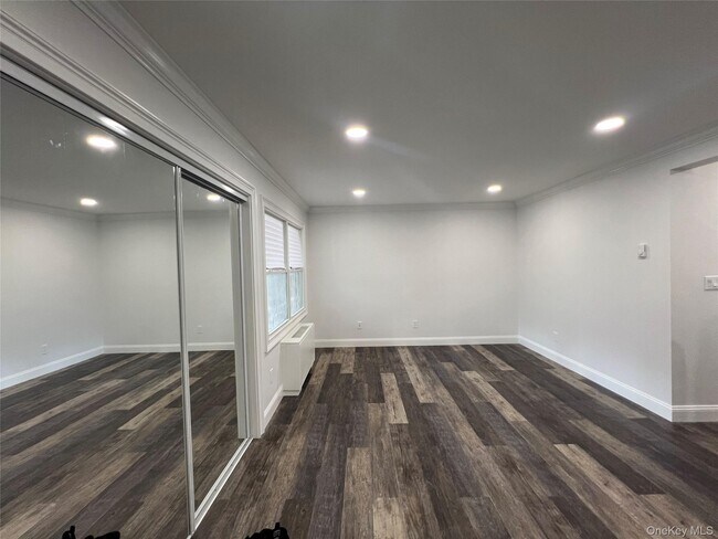 Foto del edificio - 10 Wild Oaks Rd