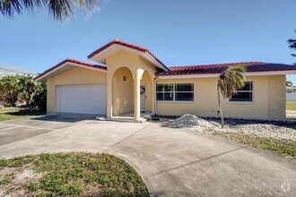 Building Photo - 3001 Gulf Blvd