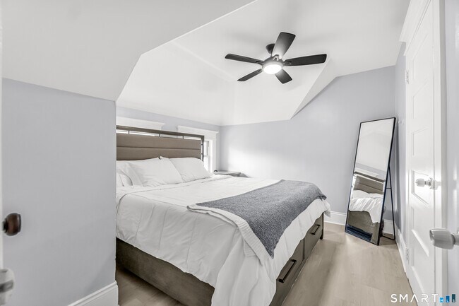 Foto del edificio - 277 Maplewood Ave