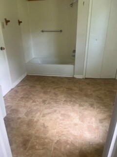 Foto del edificio - 2 Bedroom 1 bathroom