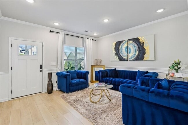 Building Photo - 4774 Sultana Way