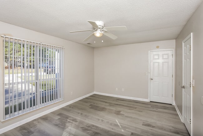 Building Photo - 258 Ambling Cir