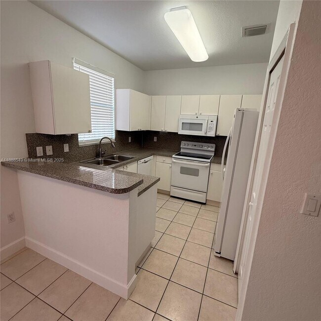 Foto del edificio - 12185 SW 125th Ct