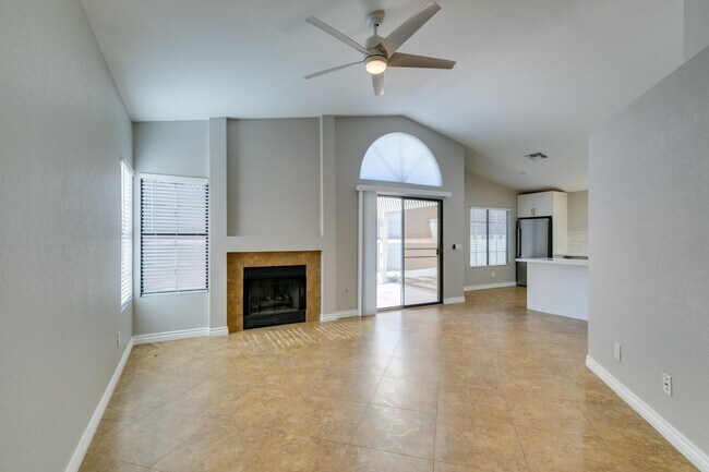 Foto del edificio - Stunning fully remodeled single-story home