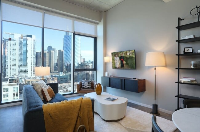 Foto del edificio - 110 N Carpenter St