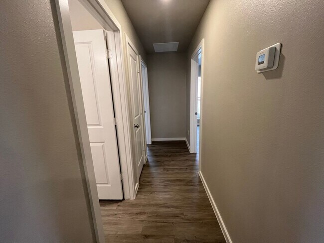 Foto del edificio - 3 Bedroom In Frenship ISD!