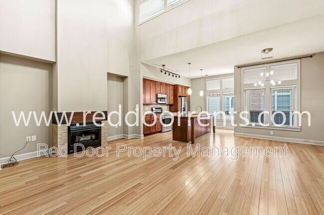 Foto del edificio - 222 N East St