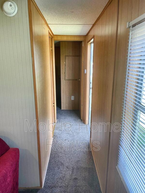 Foto del edificio - 48 Karen Dr