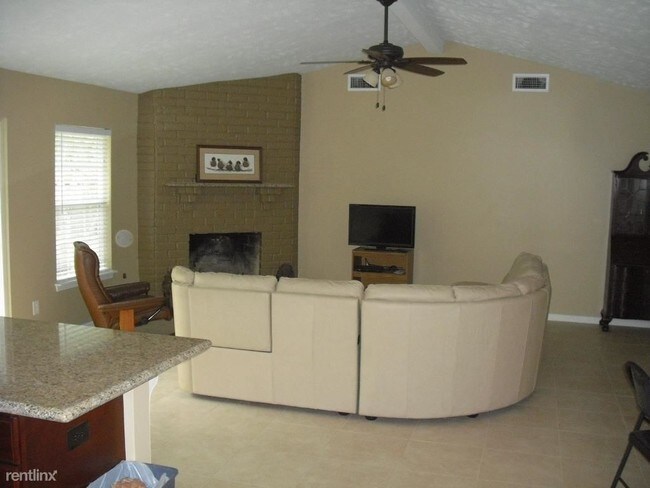 Building Photo - 3346 Birch Creek Dr