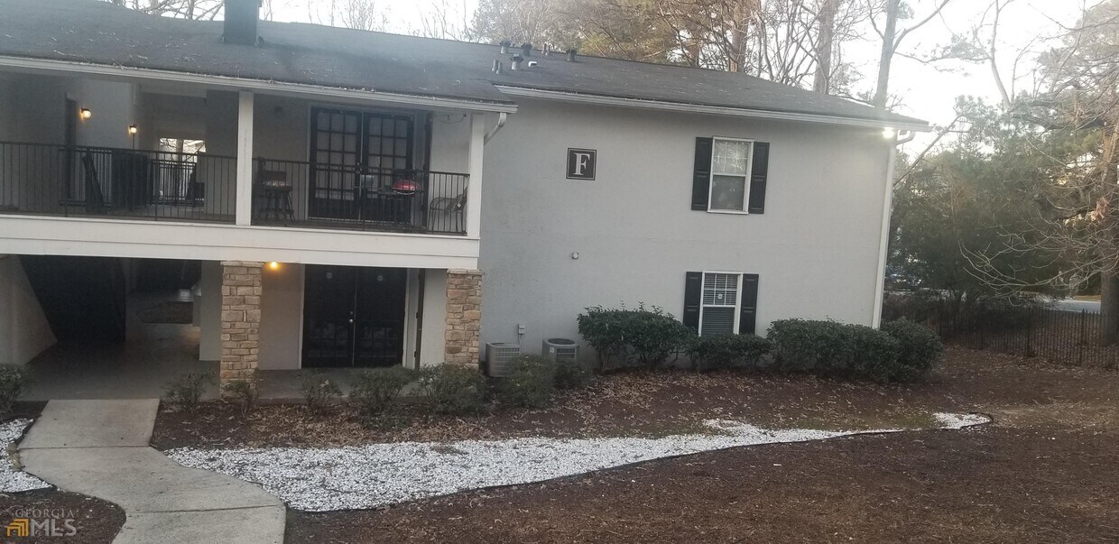 1150 Collier Rd NW Unit F10, Atlanta, GA 30318 Condo for Rent in