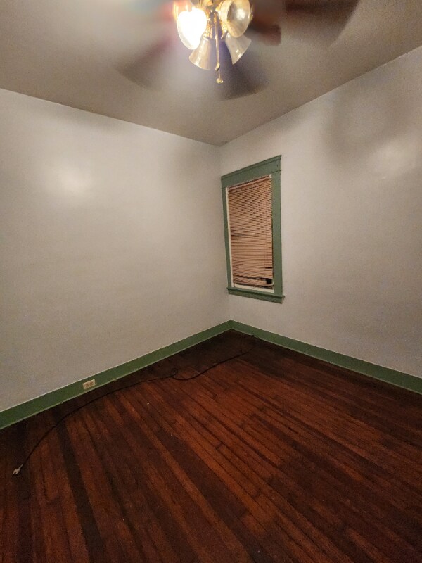 Building Photo - 11911 Hamlen Ave