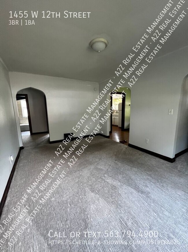 Foto del edificio - 3 bedroom, 1 bath  move in ready with garage!