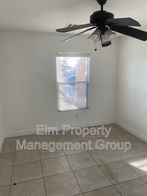 Foto principal - 1166 Panorama Heights St