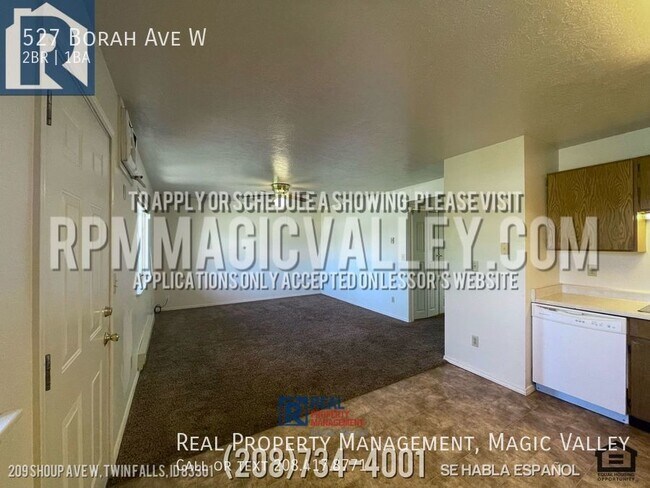 Building Photo - 2Bed 1Bath Unit in Fourplex