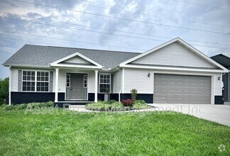 Building Photo - 3905 Hillside Terrace Ln