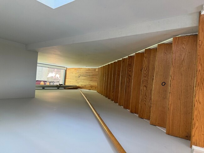 Foto del edificio - 2724 W 16th St