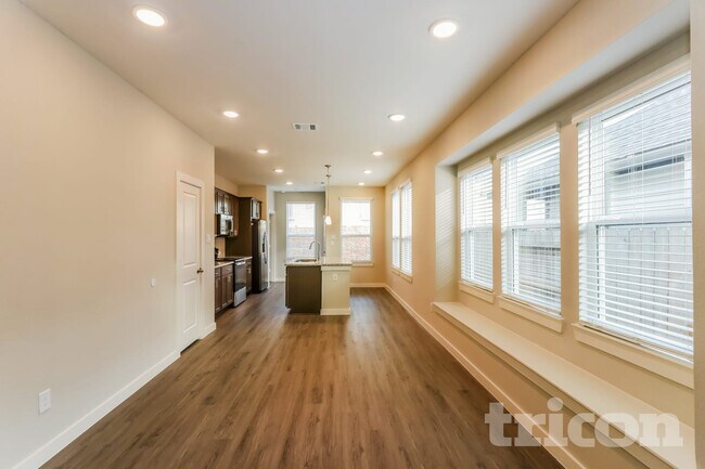 Building Photo - 2439 Cohorn Trl