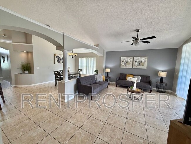 Photo - 600 Eagle Pointe S House