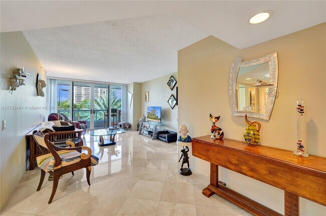 Building Photo - 21055 Yacht Club Dr
