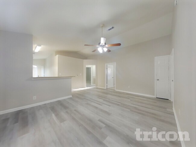 Building Photo - 3238 Kelling St