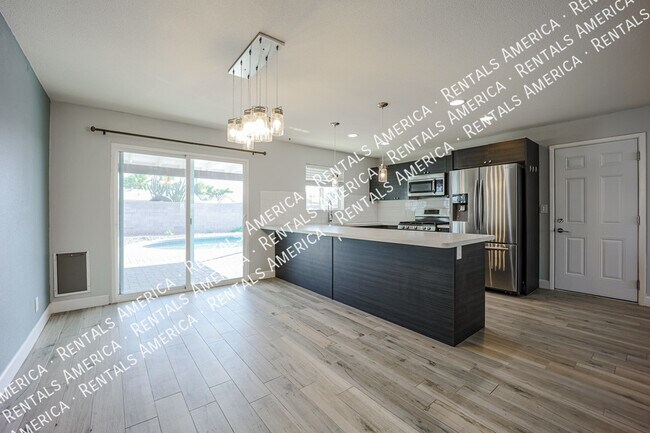 Foto del edificio - Beautifully Modernized 3 Bed 2 Bath in Tem...
