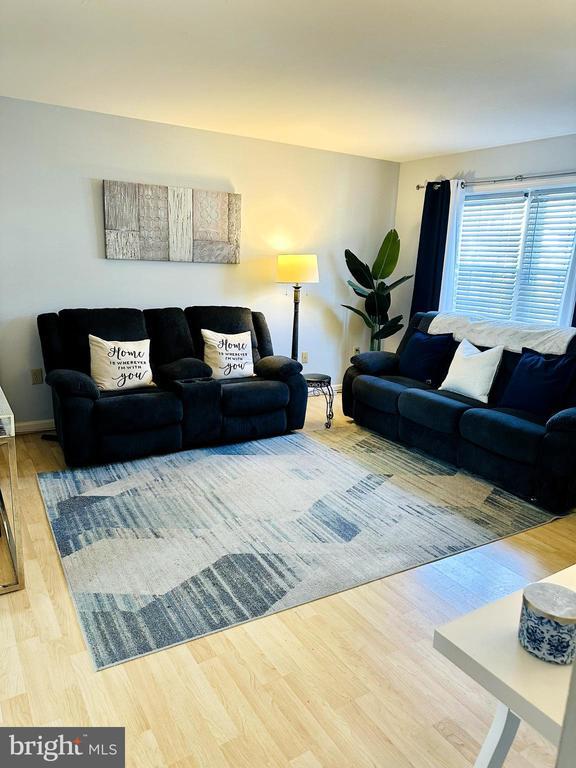 Building Photo - 5985 Grand Banks Rd