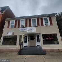 Building Photo - 562-564 W Market St