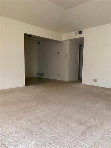 Building Photo - 2812 Ridgecrest Dr