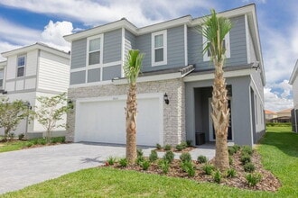 Building Photo - 7215 Oakmoss Loop