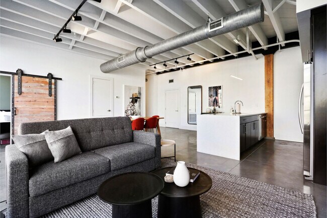 Foto del edificio - 822 Howard Ave