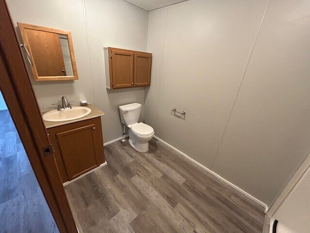 Foto del edificio - 111 S Cedar Dr