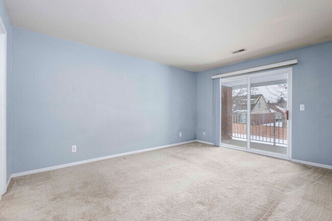 Foto del edificio - 4289 Berkshire Dr