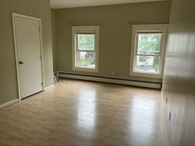 Building Photo - 28 Pond St