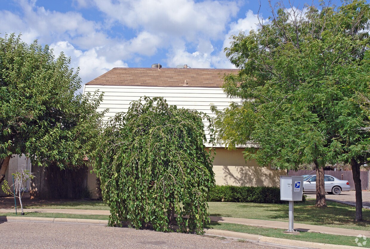 Building Photo - 4406 21st St