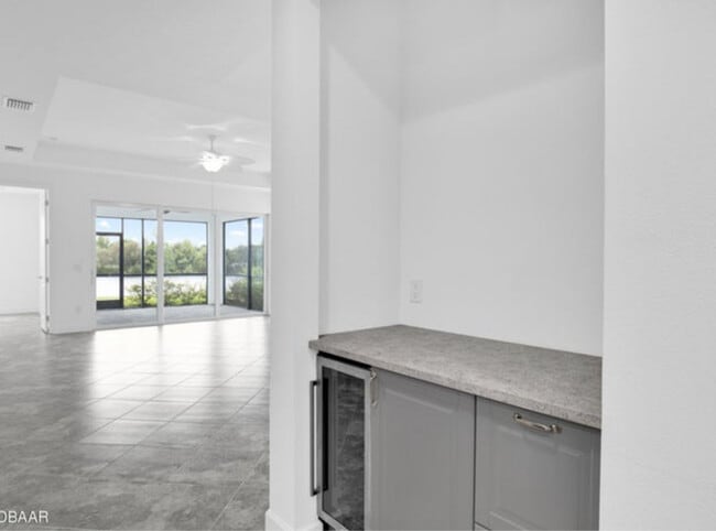 Building Photo - 944 Margaritaville Ave